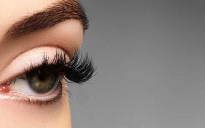 Perfect The Look Of The Eyes With False Eyelashes
