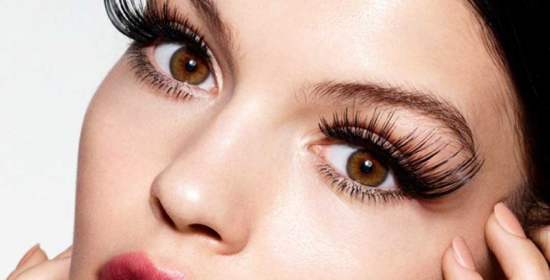 Quick Tips for Using False Eyelashes