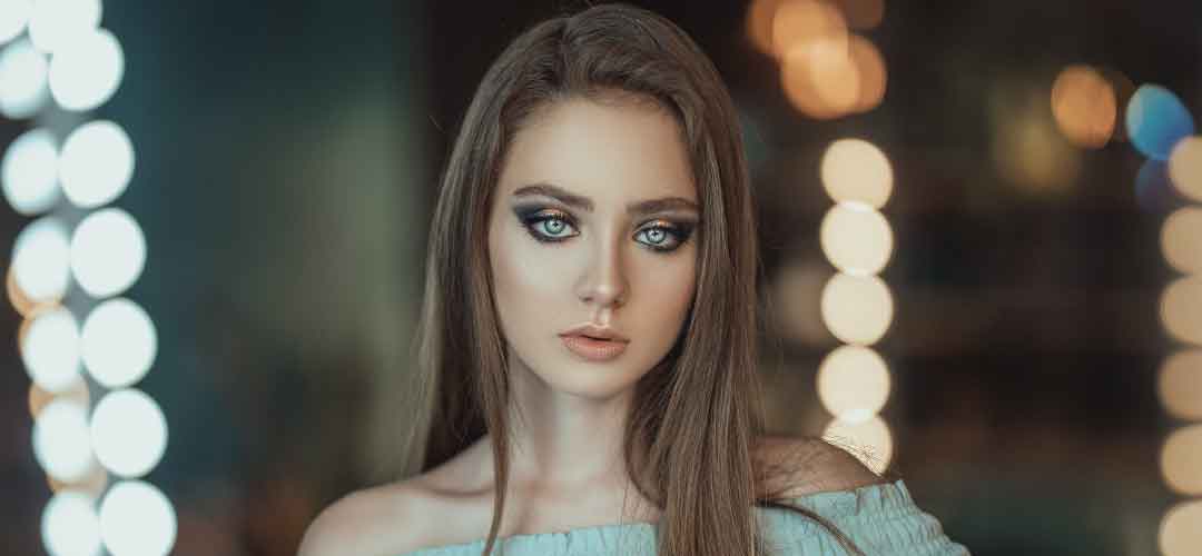 Look Perfect with False Eyelashes