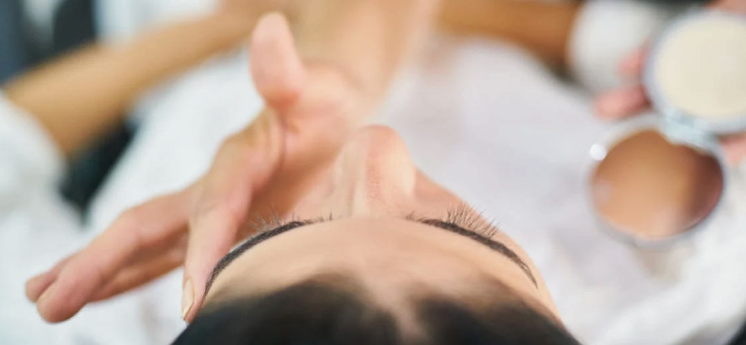 How To Care For Healthy Eyelashes