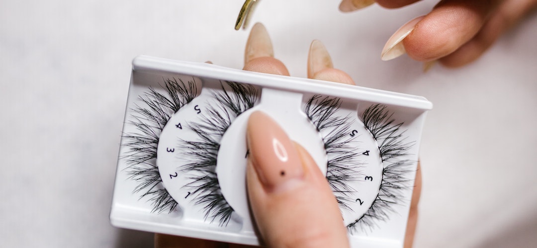 Products of Choice For False Eyelashes