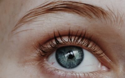 Are you using false eyelashes for the first time?